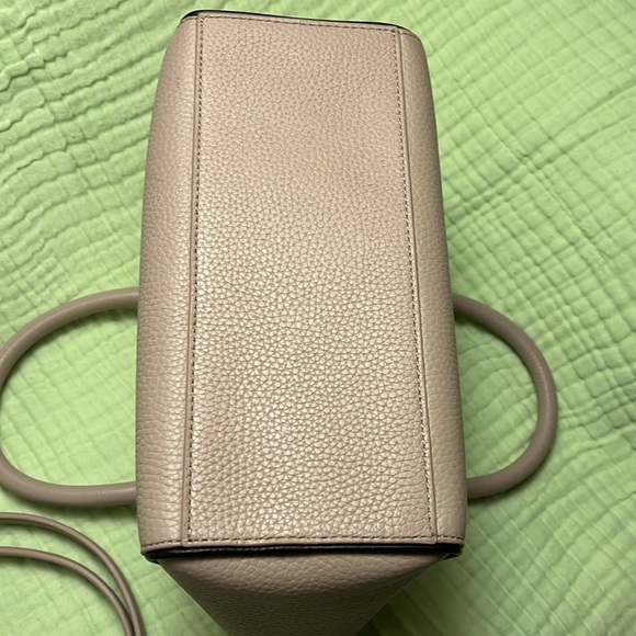 Kate Spade Allyn Convertible Pebbled Leather Zip Top Bag. - Picture 4 of 10